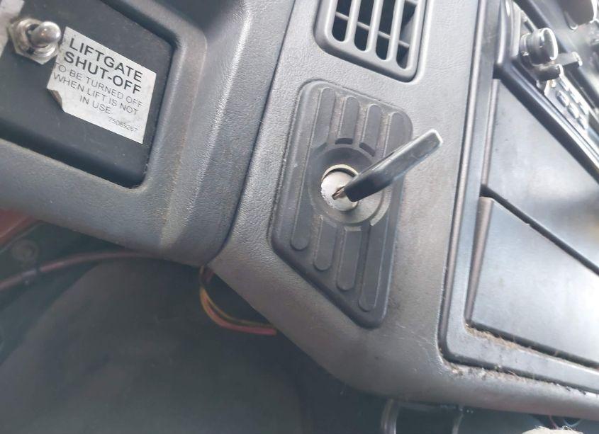 Photo 10 of 2005 International 4000 4300 (VIN 1HTMMAAL85H171627)