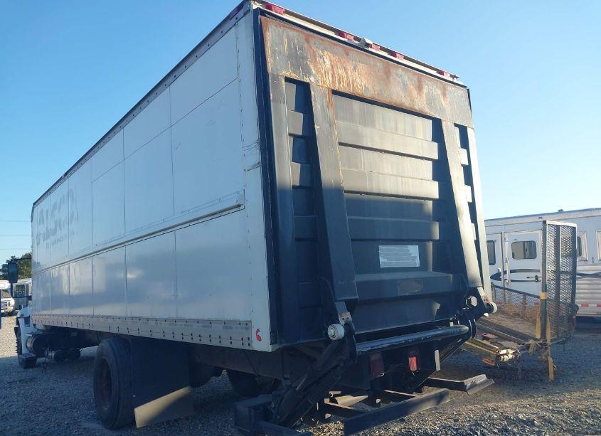 Photo 3 of 2005 International 4000 4300 (VIN 1HTMMAAL85H171627)