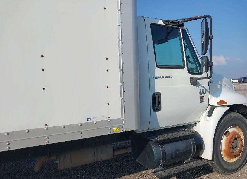 Photo 14 of 2007 International 4000 4300 (VIN 1HTMMAAL87H413819)