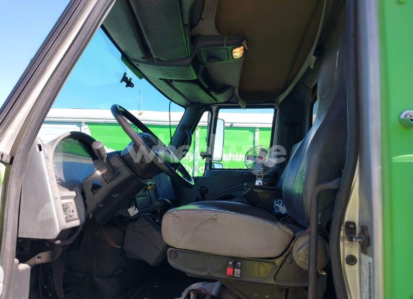 Photo 7 of 2006 International 4000 4300 (VIN 1HTMMAAL96H235966)