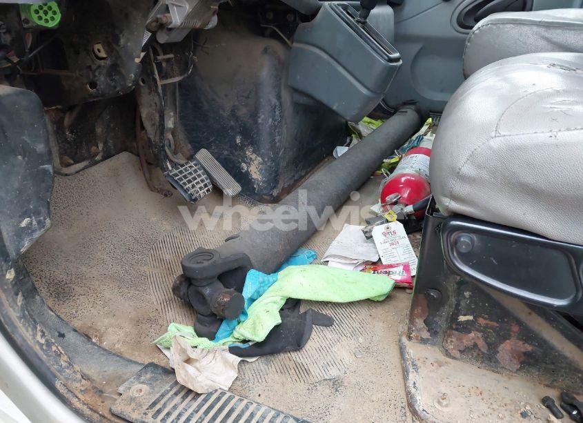 Photo 12 of 2003 International 4000 4300 (VIN 1HTMMAALX3H578779)