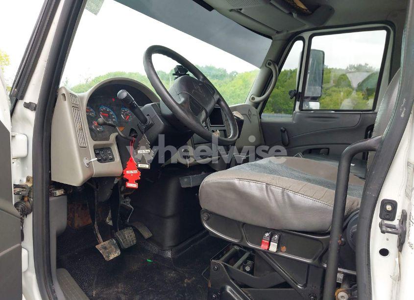 Photo 6 of 2008 International 4000 4300 (VIN 1HTMMAALX8H568910)