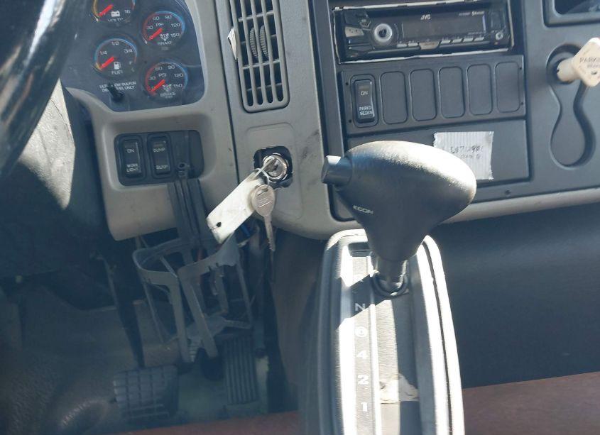 Photo 10 of 2010 International 4000 4300 (VIN 1HTMMAALXAH253479)