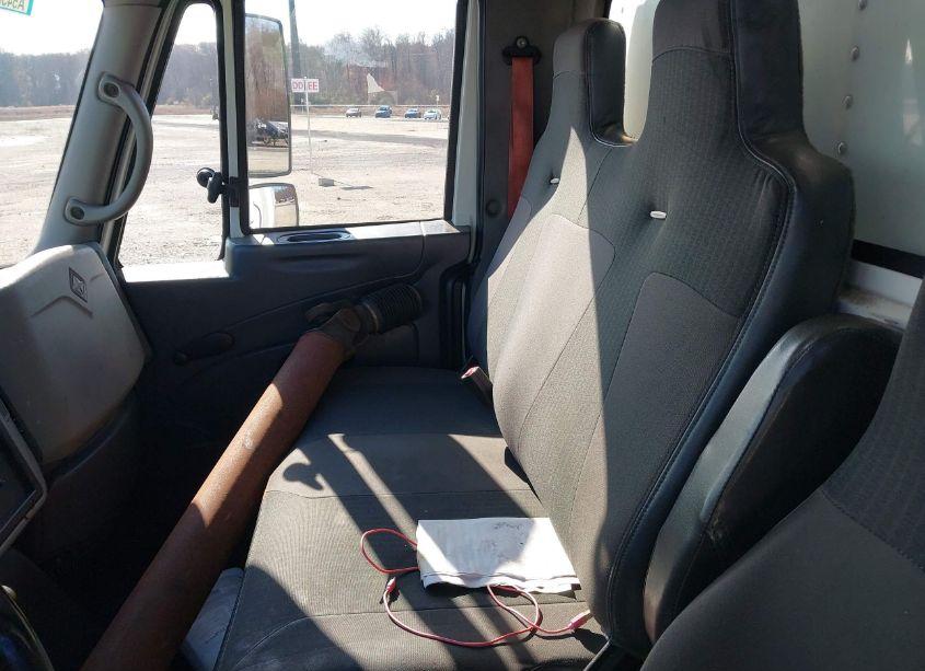 Photo 7 of 2010 International 4000 4300 (VIN 1HTMMAALXAH253479)