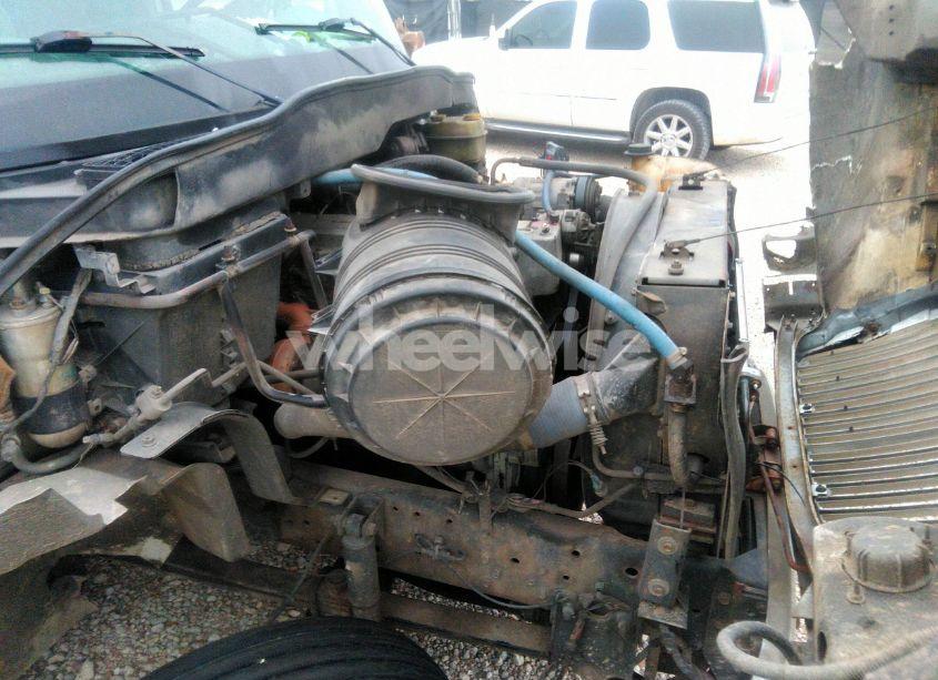 Photo 9 of 2003 International 4000 4300 (VIN 1HTMMAAM23H557241)