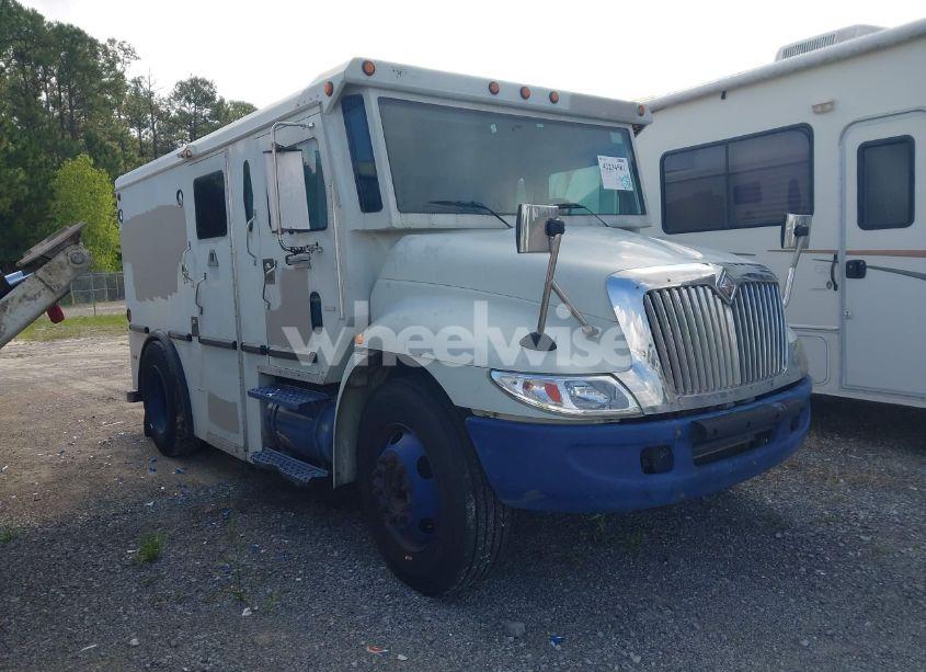 2007 International 4000 4300 (VIN 1HTMMAAM27H412450) main photo