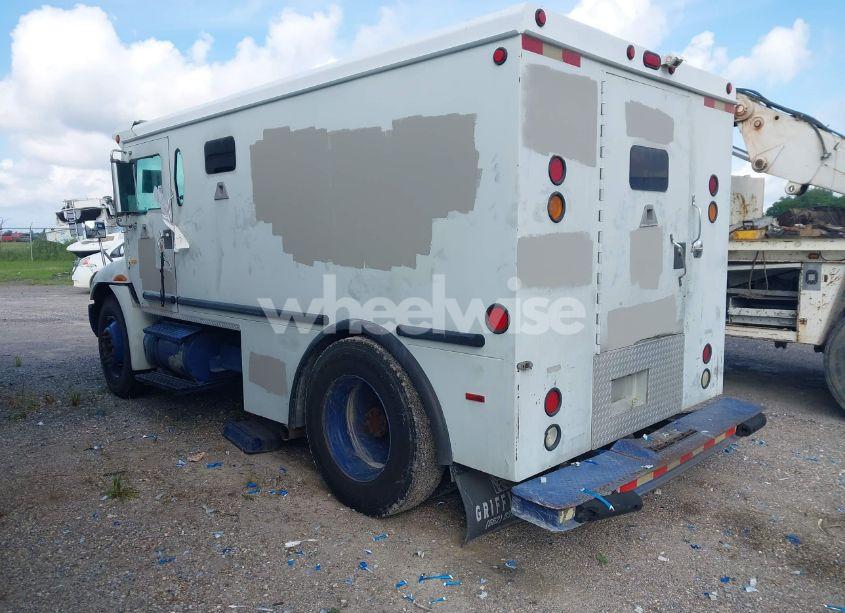 Photo 3 of 2007 International 4000 4300 (VIN 1HTMMAAM27H412450)