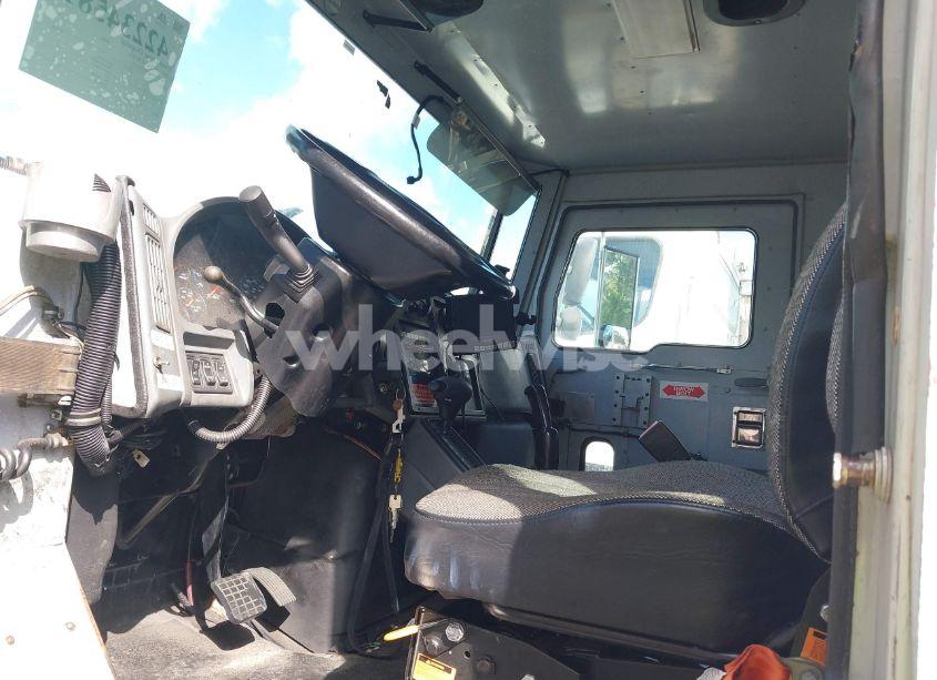 Photo 7 of 2007 International 4000 4300 (VIN 1HTMMAAM27H412450)