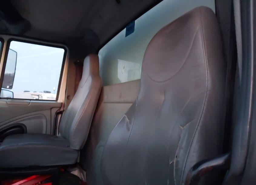 Photo 6 of 2007 International 4000 4300 (VIN 1HTMMAAM37H522536)