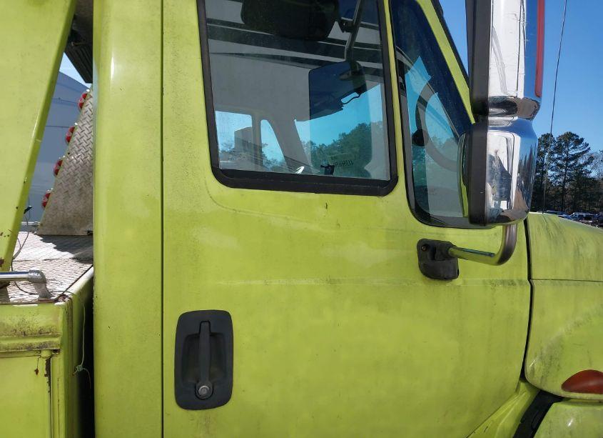 Photo 13 of 2002 International 4000 4300 (VIN 1HTMMAAM82H500167)