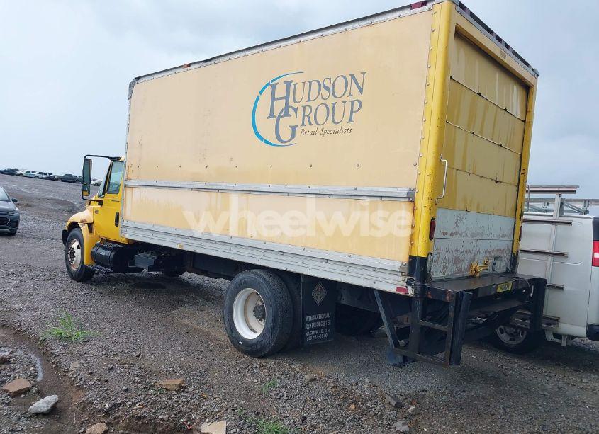 Photo 3 of 2005 International 4000 4300 (VIN 1HTMMAAM85H104776)