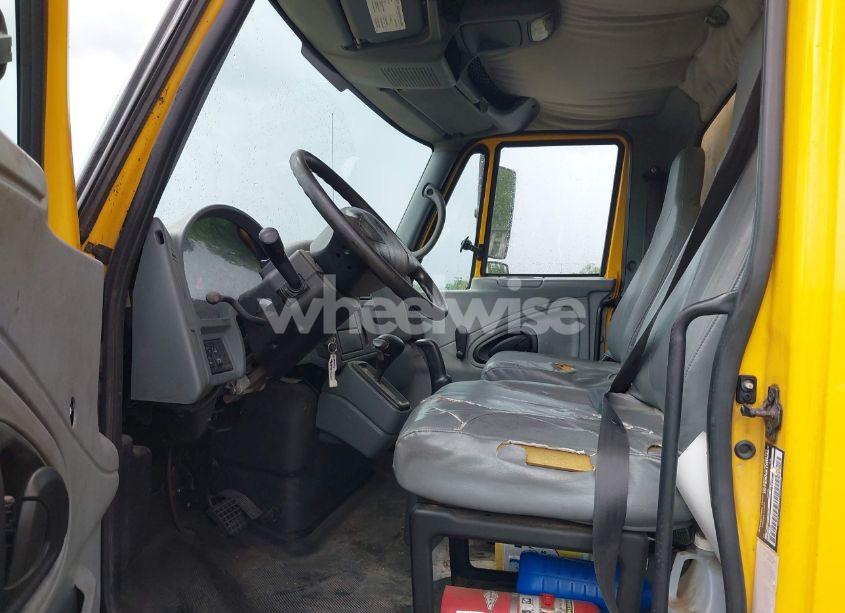 Photo 8 of 2005 International 4000 4300 (VIN 1HTMMAAM85H104776)