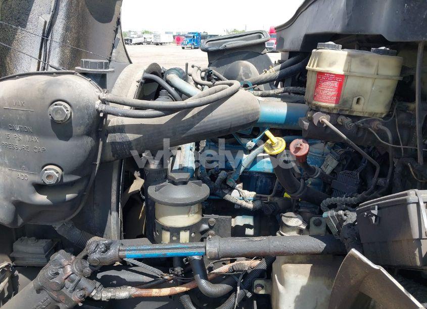 Photo 9 of 2005 International 4000 4300 (VIN 1HTMMAAM95H164579)