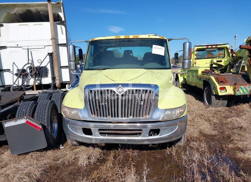 Photo 12 of 2004 International 4000 4300 (VIN 1HTMMAAMX4H609717)