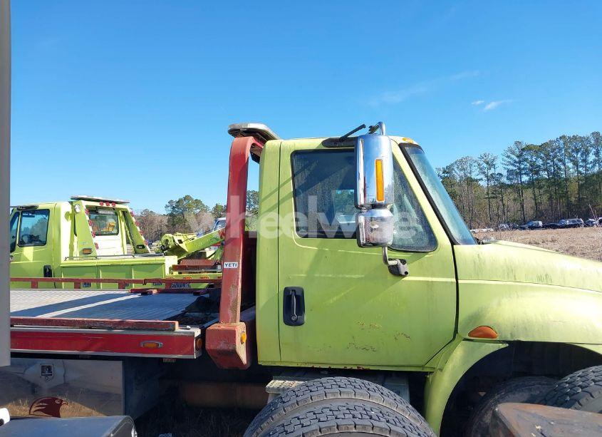 Photo 13 of 2004 International 4000 4300 (VIN 1HTMMAAMX4H609717)