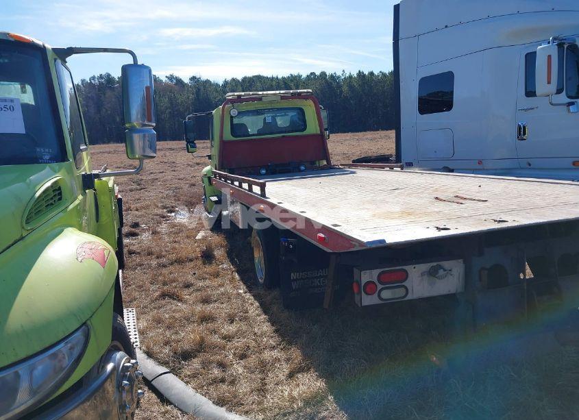 Photo 3 of 2004 International 4000 4300 (VIN 1HTMMAAMX4H609717)