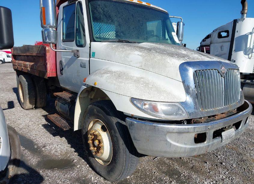 2004 International 4000 4300 (VIN 1HTMMAAN04H666999) main photo