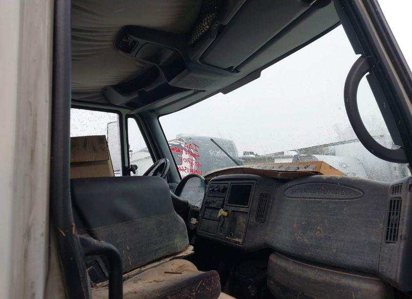 Photo 5 of 2005 International 4000 4300 (VIN 1HTMMAAN05H136646)