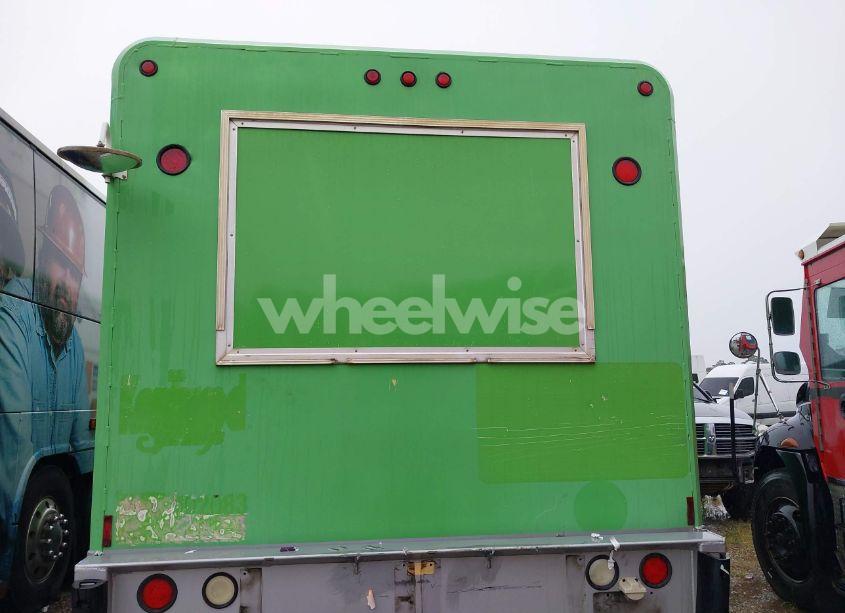 Photo 15 of 2002 International 4000 4300 (VIN 1HTMMAAN52H544023)