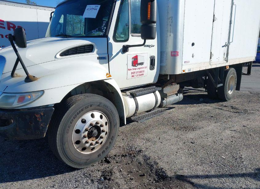 Photo 2 of 2012 International 4000 4300 (VIN 1HTMMAAN5CH106054)