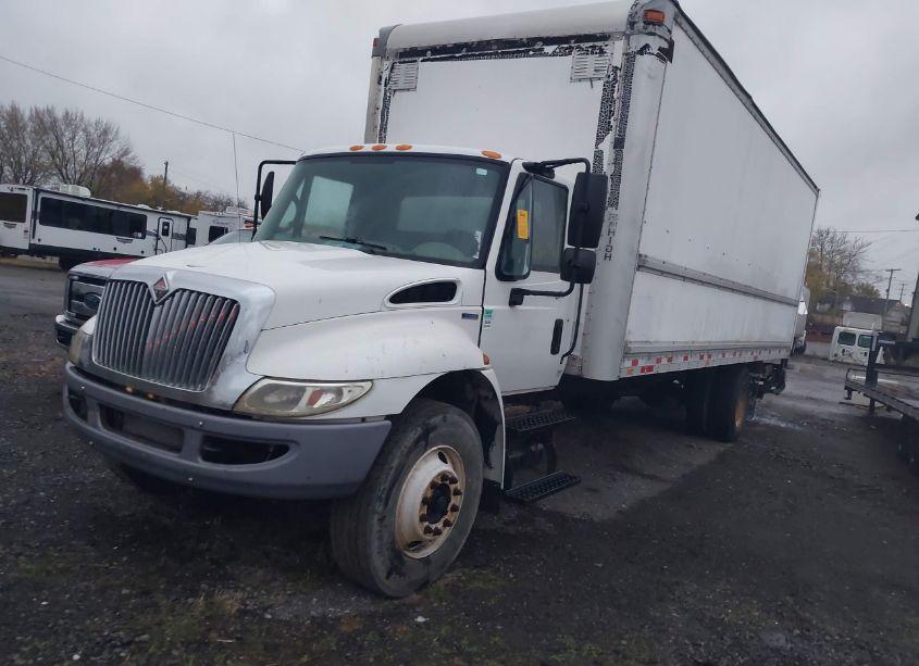 Photo 2 of 2011 International 4000 4300 (VIN 1HTMMAAN6BH319724)