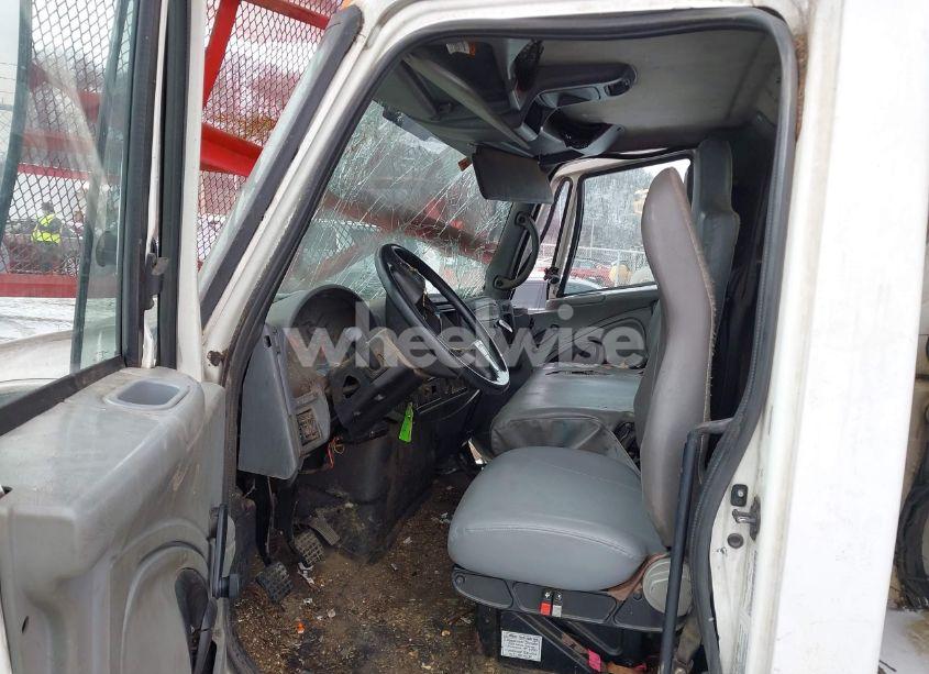 Photo 7 of 2006 International 4000 4300 (VIN 1HTMMAAN76H307345)