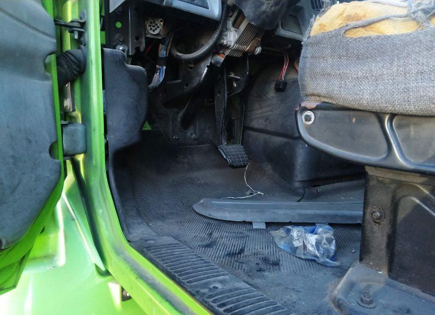 Photo 10 of 2005 International 4000 4300 (VIN 1HTMMAAN95H127928)