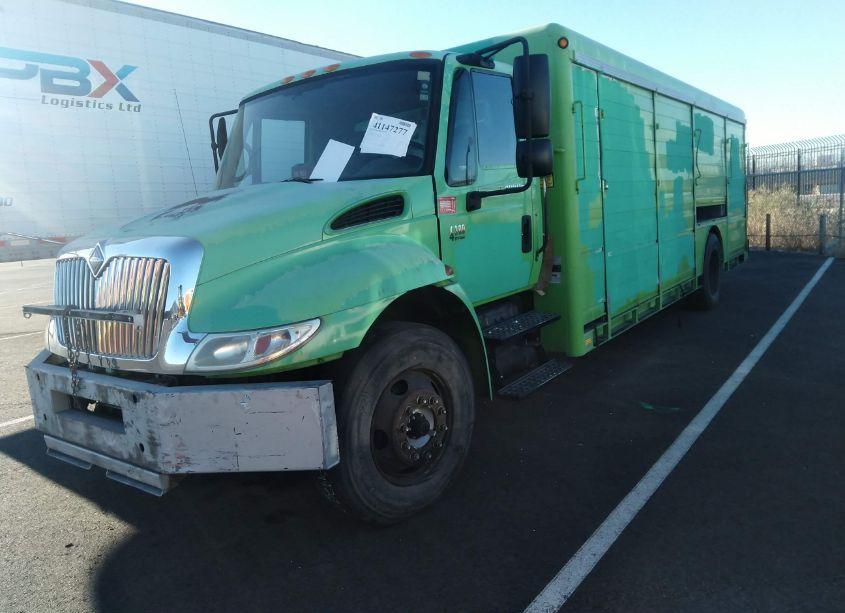 Photo 2 of 2005 International 4000 4300 (VIN 1HTMMAAN95H127928)