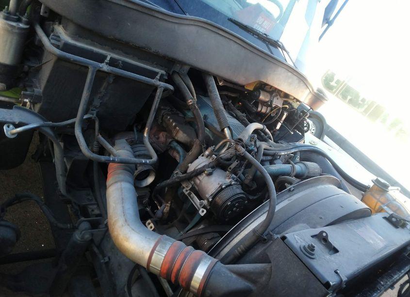 Photo 9 of 2005 International 4000 4300 (VIN 1HTMMAAN95H127928)