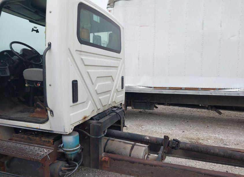 Photo 6 of 2003 International 4000 4300 (VIN 1HTMMAANX3H568478)