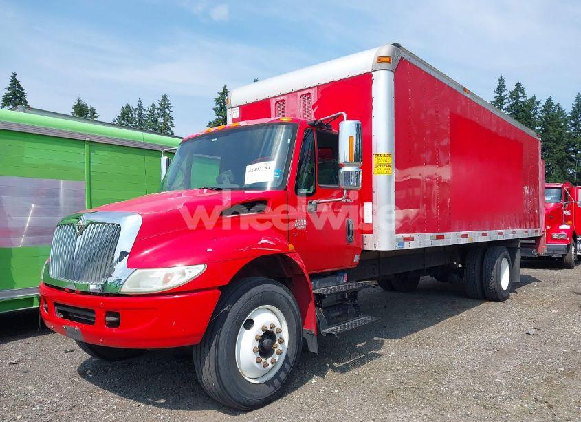 Photo 2 of 2006 International 4000 4300 (VIN 1HTMMAANX6H338461)