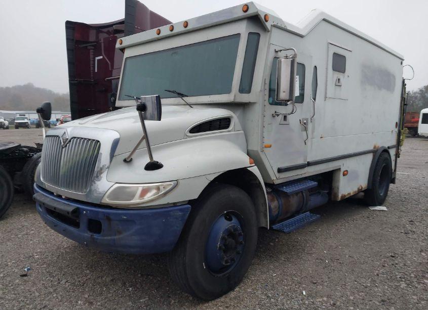 Photo 2 of 2007 International 4000 4300 (VIN 1HTMMAANX7H436679)