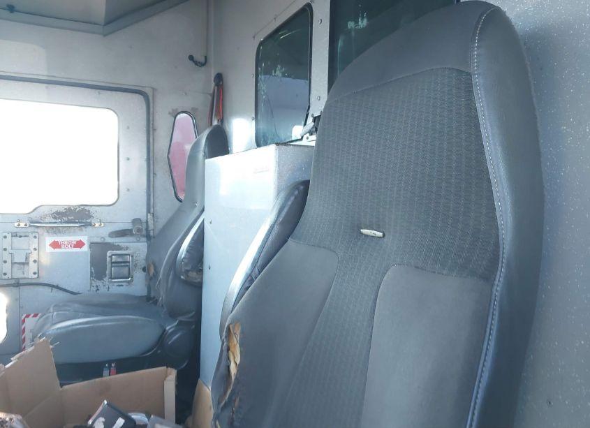 Photo 6 of 2007 International 4000 4300 (VIN 1HTMMAANX7H436679)