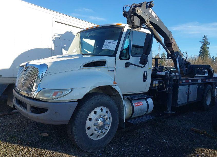 Photo 2 of 2008 International 4000 4300 (VIN 1HTMMAANX8H579391)