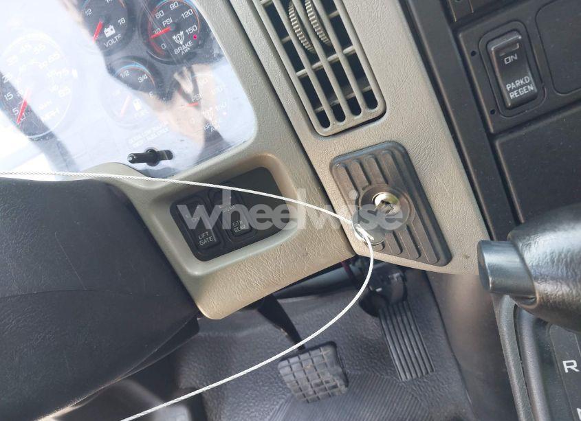 Photo 10 of 2017 International Durastar 4300 (VIN 1HTMMMML0HH572400)