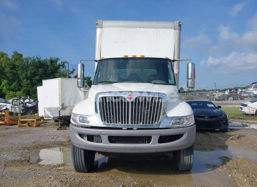 Photo 12 of 2017 International Durastar 4300 (VIN 1HTMMMML0HH572400)