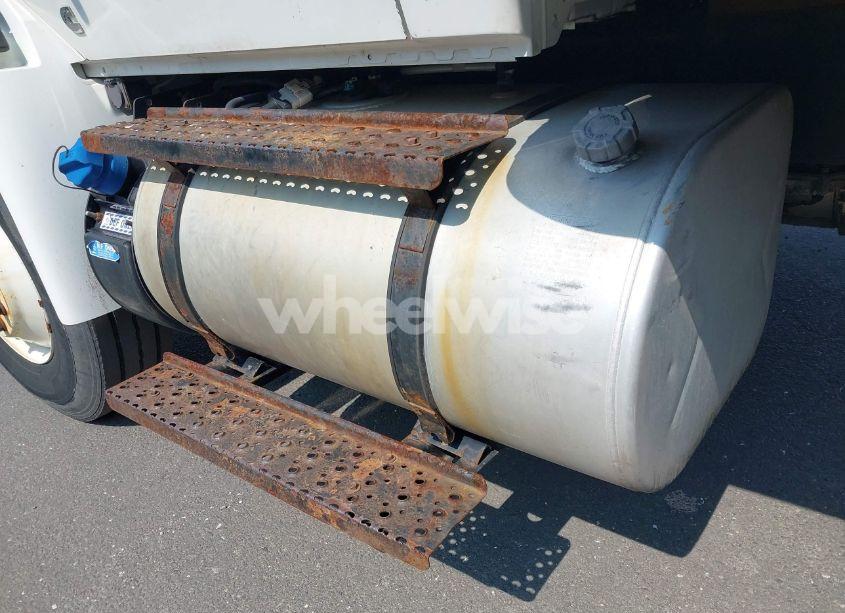 Photo 12 of 2019 International Durastar 4300 (VIN 1HTMMMML0KH773009)