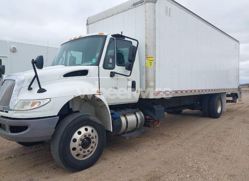 Photo 2 of 2017 International Durastar 4300 (VIN 1HTMMMML3HH465566)