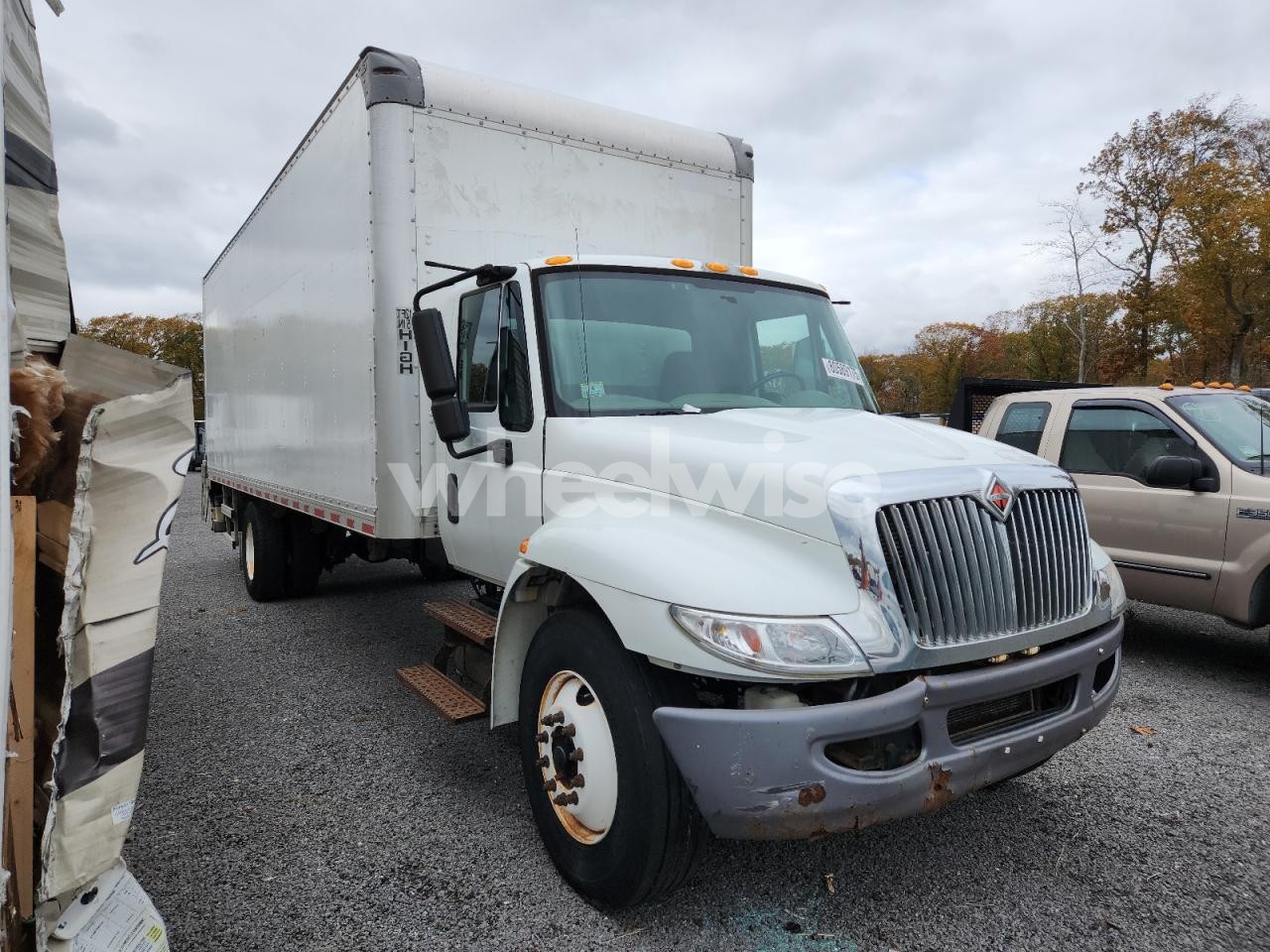 Photo 4 of 2019 INTERNATIONAL 4300 BOX TRUCK (VIN 1HTMMMML5KH008720)