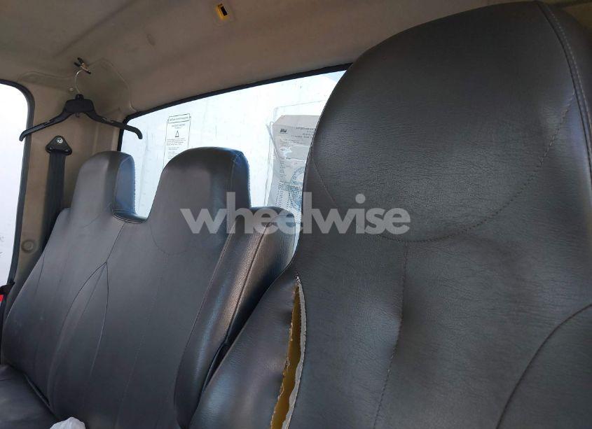 Photo 6 of 2019 International Durastar 4300 (VIN 1HTMMMML6KH382463)