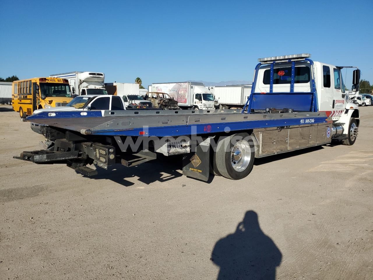 Photo 3 of 2019 INTERNATIONAL 4000 4300 - FLATBED TRUCK (VIN 1HTMMMML6KH593999)