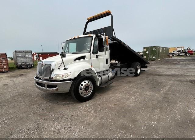 Photo 2 of 2016 International 4000 4300 (VIN 1HTMMMML7GH430480)