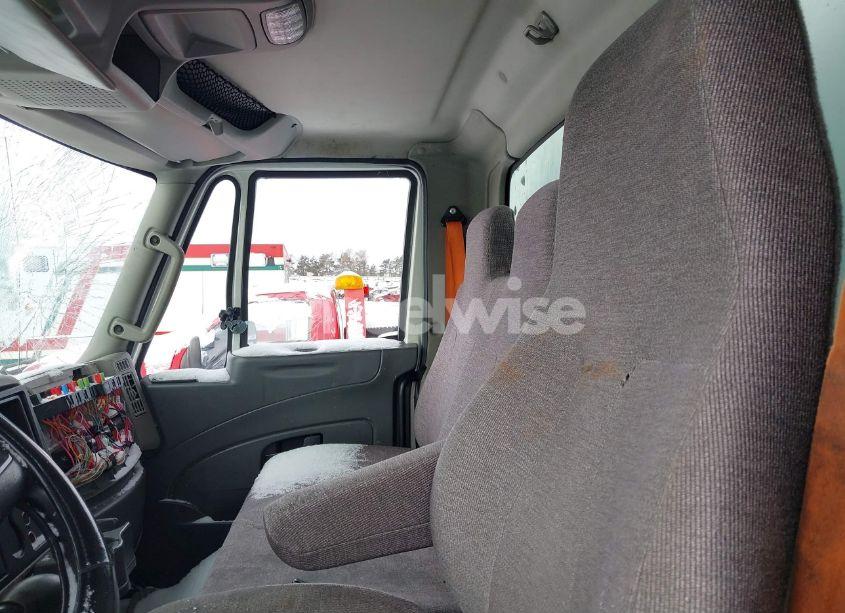 Photo 6 of 2017 International Durastar 4300 (VIN 1HTMMMML7HH694252)