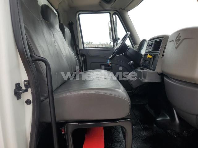 Photo 3 of 2017 INTERNATIONAL 4300 REFRIGERATED BOX TRUCK (VIN 1HTMMMMN9HH475410)