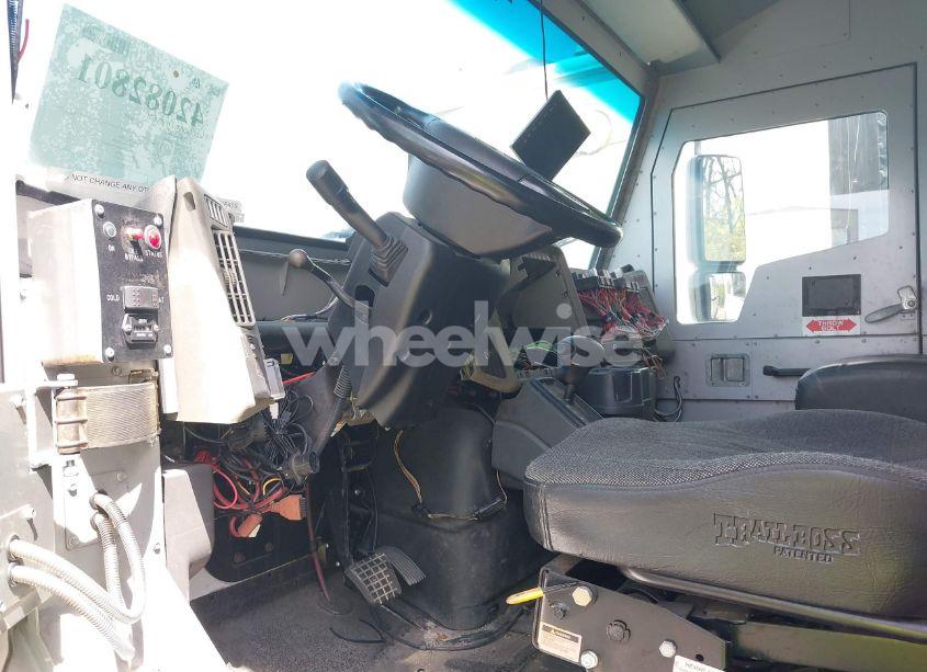 Photo 13 of 2012 International 4000 4300 LP (VIN 1HTMNAAM4CH590884)