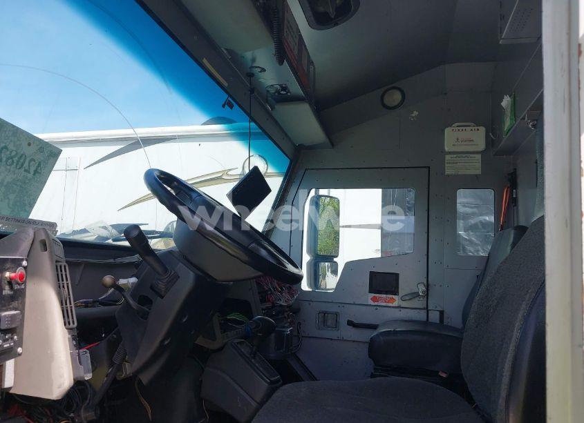 Photo 6 of 2012 International 4000 4300 LP (VIN 1HTMNAAM4CH590884)