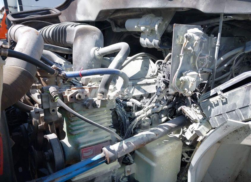 Photo 10 of 2003 International 4000 4200 (VIN 1HTMPAFN13H568921)