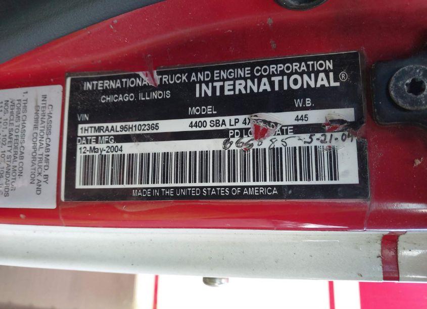 Photo 4 of 2005 International 4000 4400 LP (VIN 1HTMRAAL95H102365)