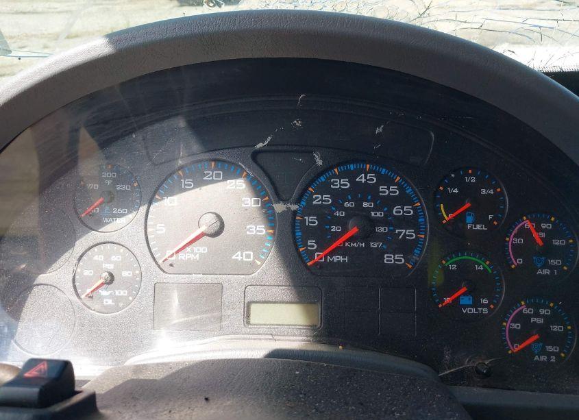 Photo 6 of 2005 International 4000 4400 (VIN 1HTMSAZR45J004625)