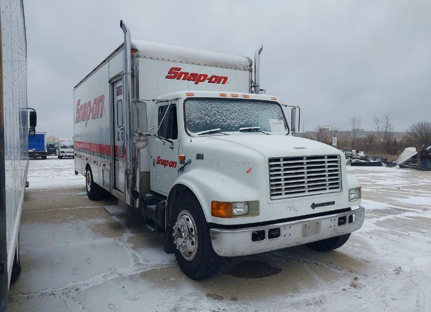 1999 International 4000 4700 (VIN 1HTSCAAM0XH618196) main photo